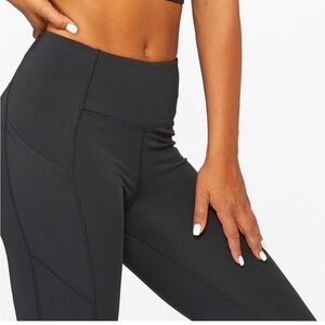 Hylete Black High Wasted Leggings with Pockets